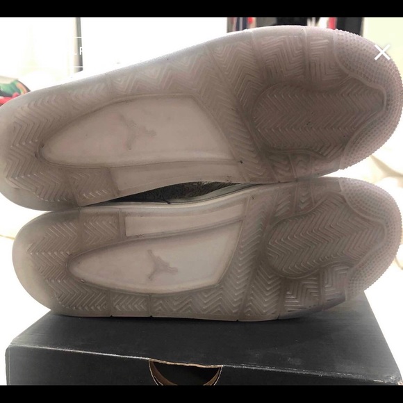 Jordan Retro 4 GS “Laser” Size 7Y - Picture 5 of 5